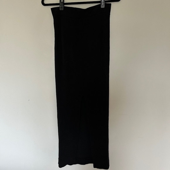 Black Knit Midi Skirt - Picture 3 of 4
